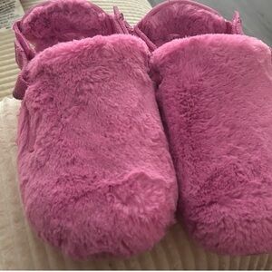 Cozy Pink Fuzzy Slippers